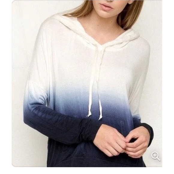 Brandy Melville Tops - 👯‍♀️Host Pick⚡️Brandy Melville Ombre Layla Hoodie